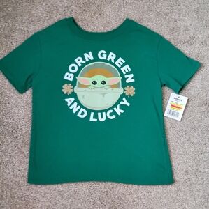 ♥️NWT♥️ Star Wars Green Baby Yoda Short Sleeve Tee